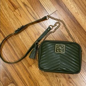 Itzy Ritzy Double Take Crossbody - Chelsea & Cole